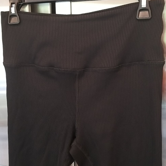 💕CARBON 38💕 Ribbed 7/8 Legging ~ Black - Picture 11 of 13